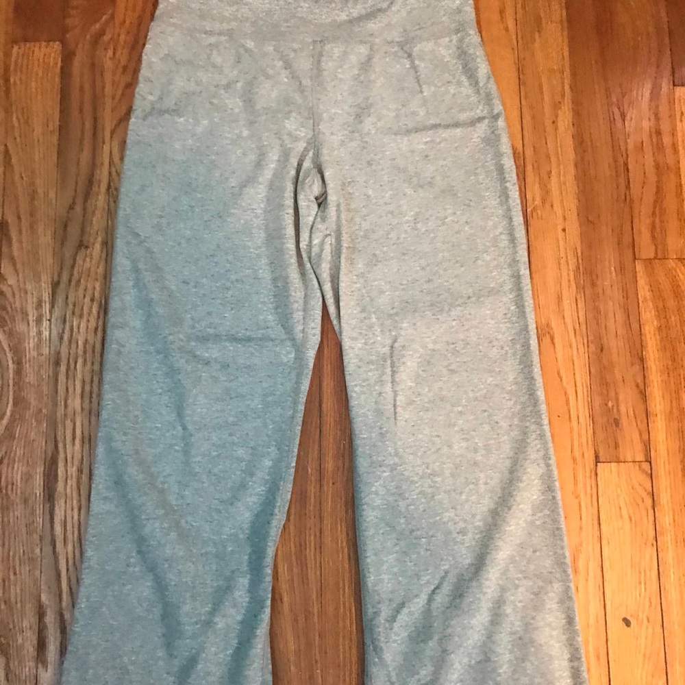Gray Sweatpants- like new